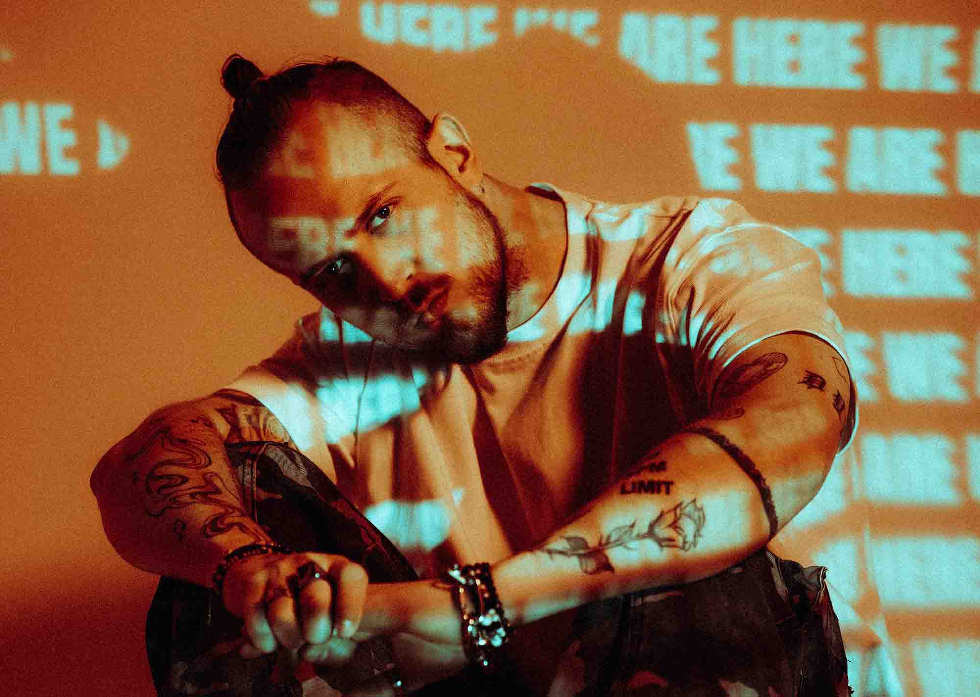 DYEN ANNOUNCES ‘HERE WE ARE’ A BRAND-NEW ALBUM, KICKING OFF THE SINGLES RUN WITH ‘VIEZE KICK’